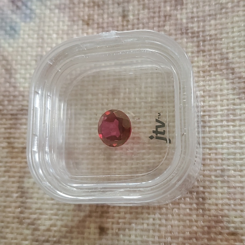 Round Brazilian Peony Topaz - Picture 2 of 15